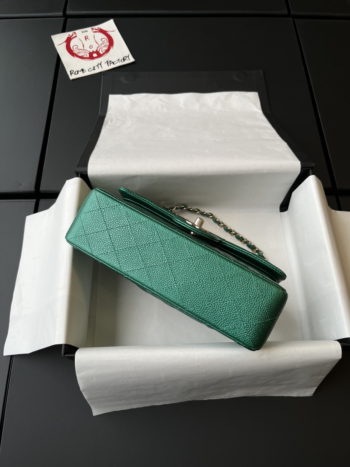 샤넬 에메랄드그린 가방 23 CM 141313 썸네일 이미지