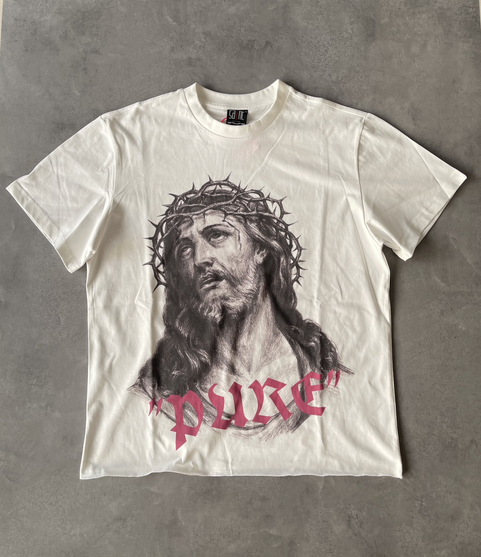 Saint Michael Vintage Crew Neck T-Shirt with Jesus Graphic, Available in S-XL 4 i1734451780 1254 4