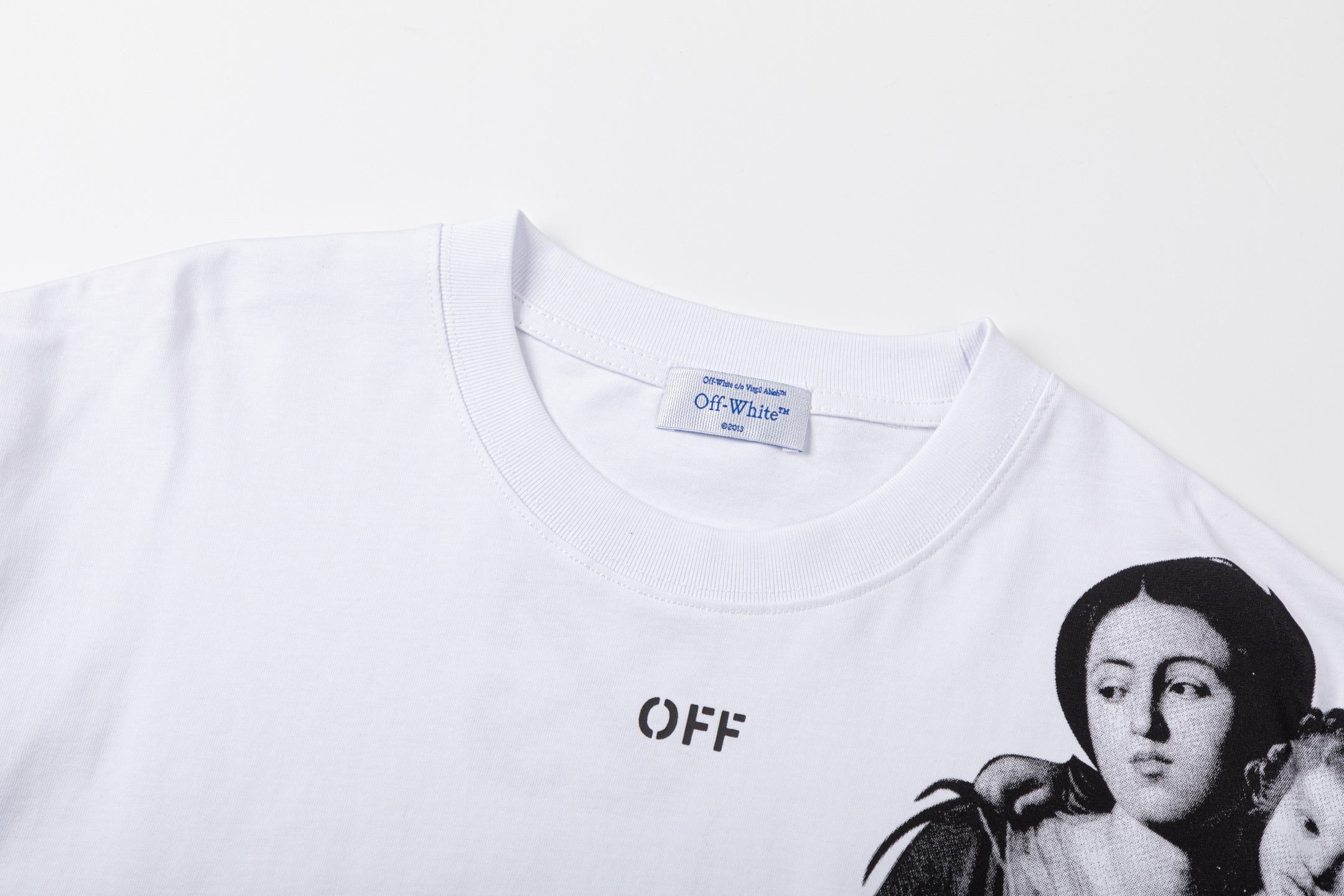 Off-White Printed Crew Neck T-Shirt | Fashionable Tops for Men and Women 10 i1740448879354 296 0 8