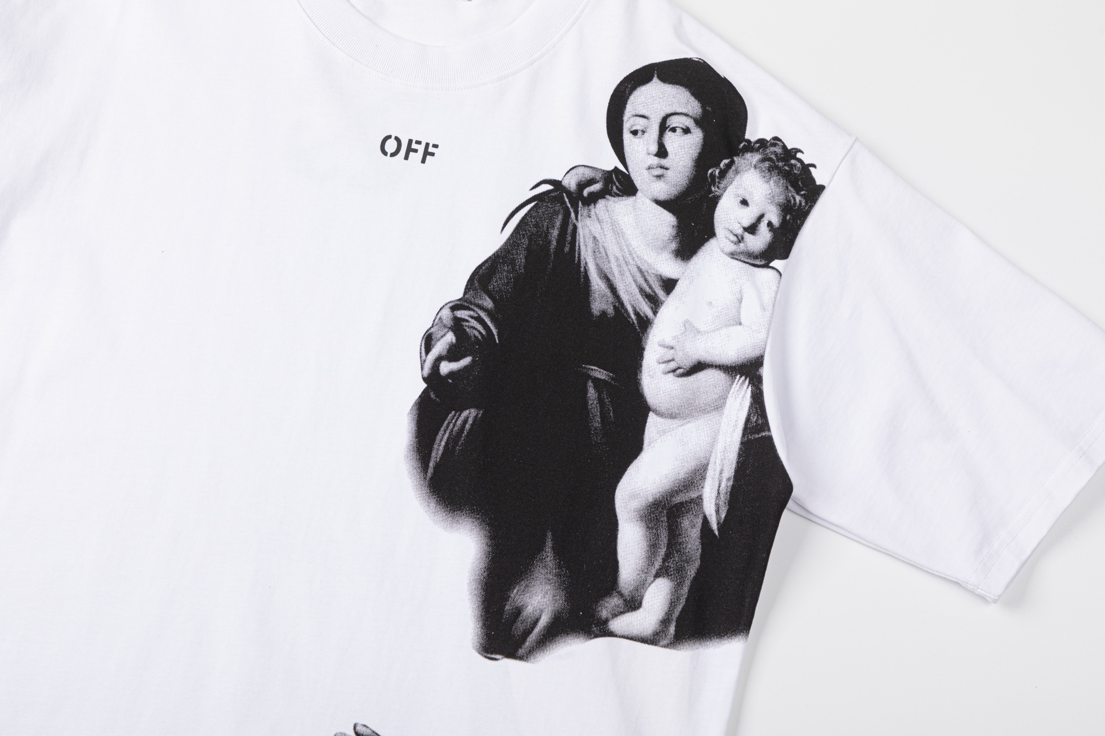 Off-White Printed Crew Neck T-Shirt | Artistic Graphic Tee, Modern Fit 6 i1740448910694 829 0 4