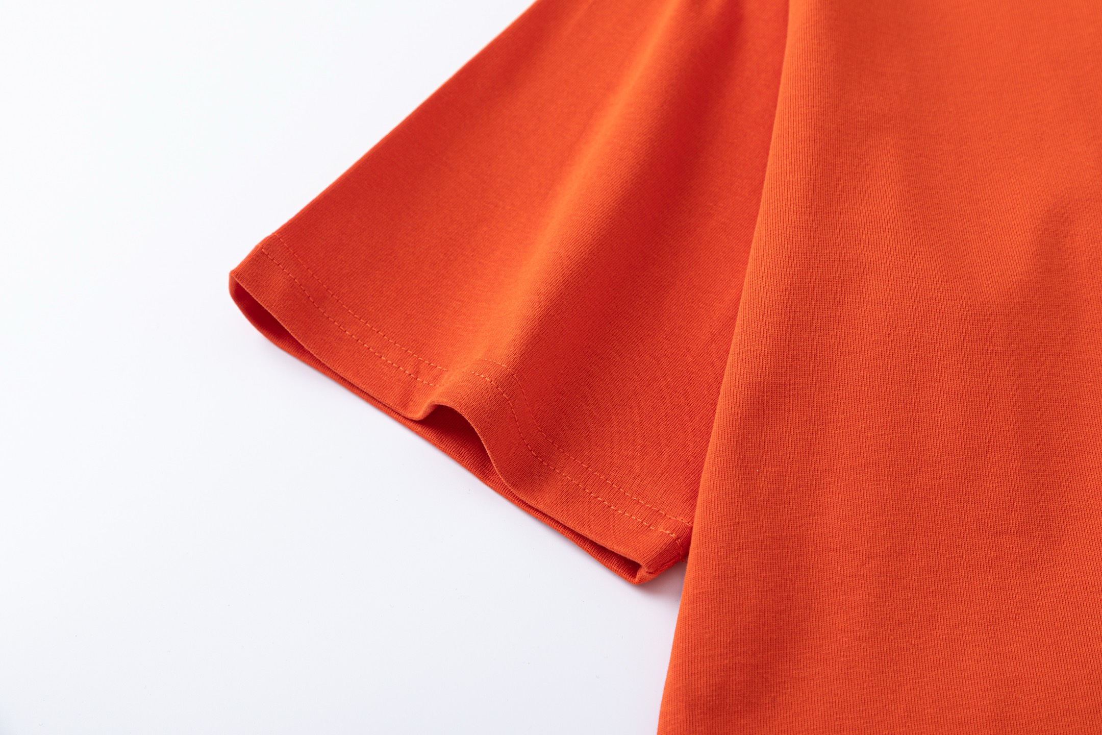 Off-White Printed Crew Neck T-Shirts | Fashionable Tees for Men and Women 6 i1740449029162 793 0 4