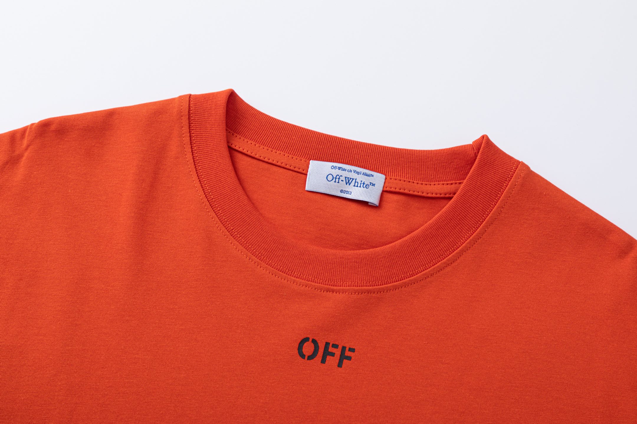 Off-White Printed Crew Neck T-Shirts | Fashionable Tees for Men and Women 4 i1740449029179 7381 0 2
