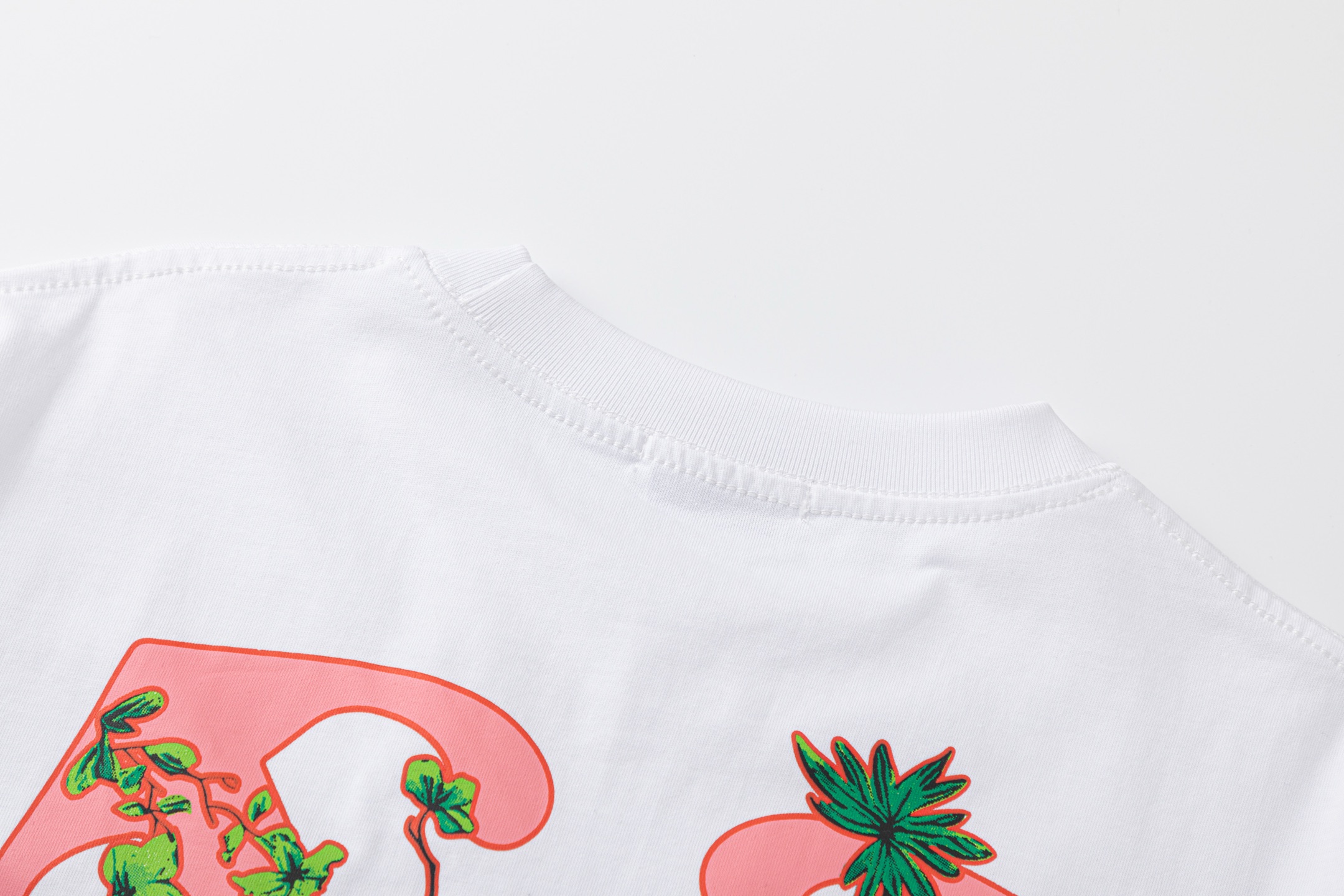 Off-White OW Printed Crew Neck T-Shirt | Stylish Streetwear Top 5 i1740449337592 7592 0 3