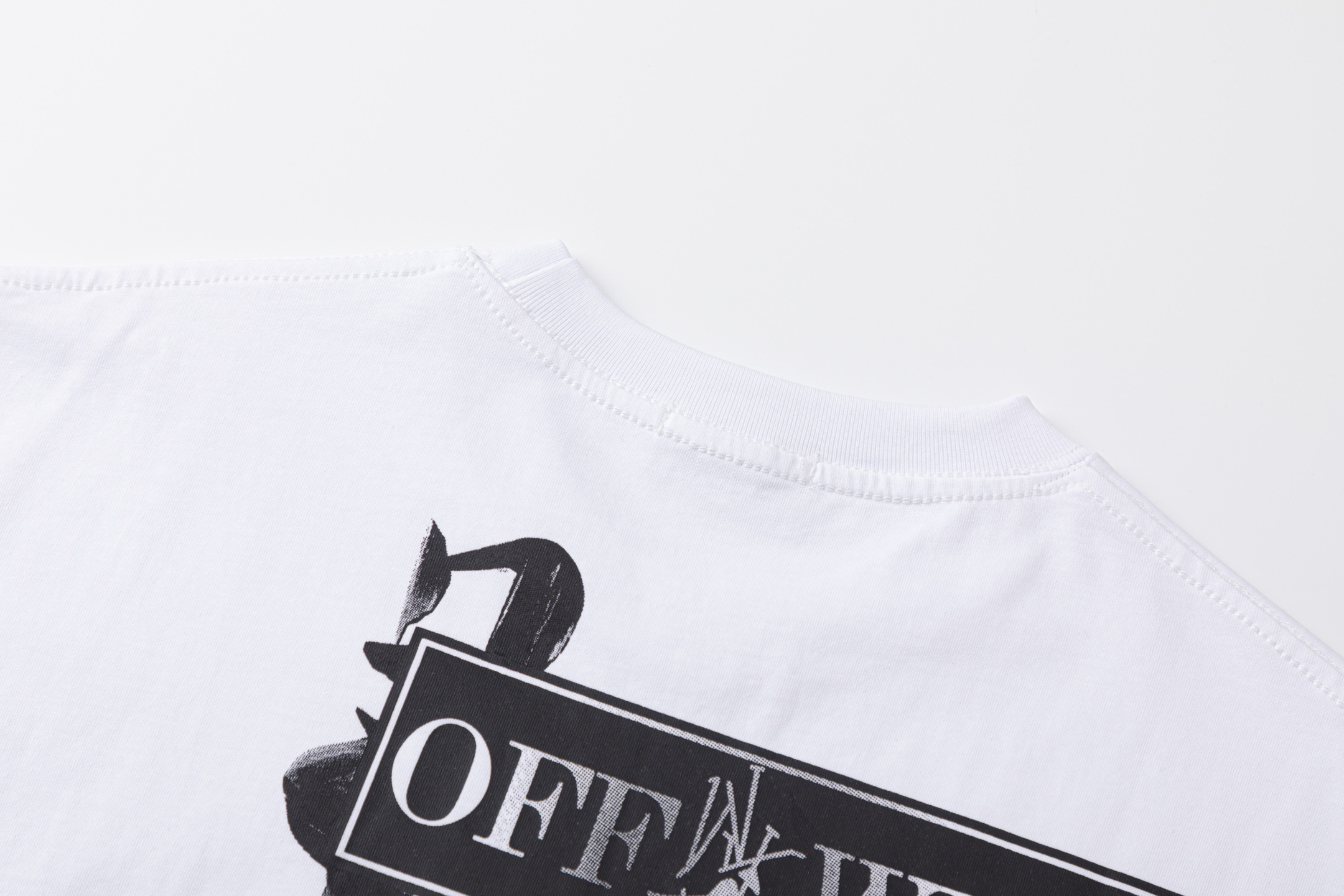 Off-White Printed Crew Neck T-Shirt | Fashionable Streetwear Tee 5 i1740449429032 8274 0 4