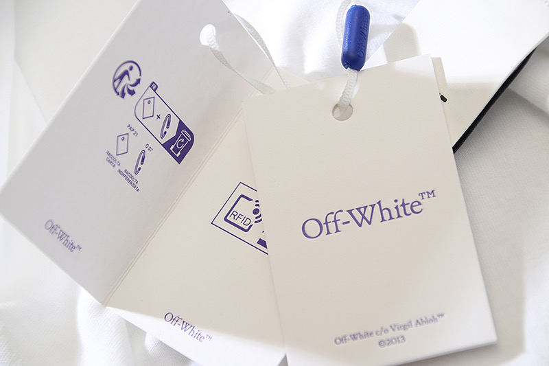 Off-White OW Printed Crew Neck T-Shirt | Fashionable Tops for Men & Women 8 i1743518403070 1340 0 6