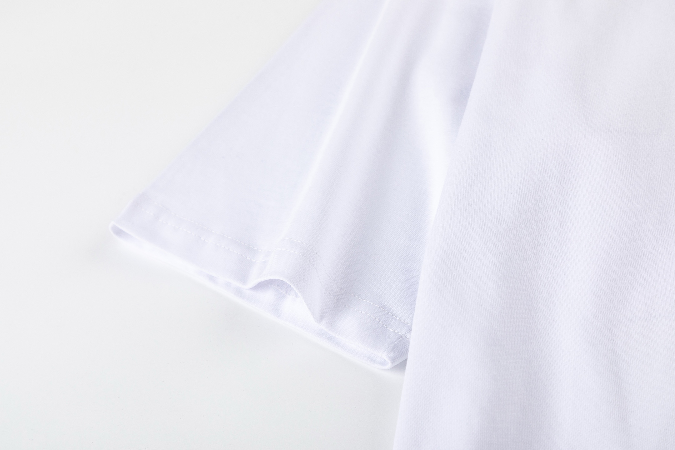 Off-White OW Printed Crew Neck T-Shirt Short Sleeve Tops - S to XL 8 i1744855268571 9306 0 6