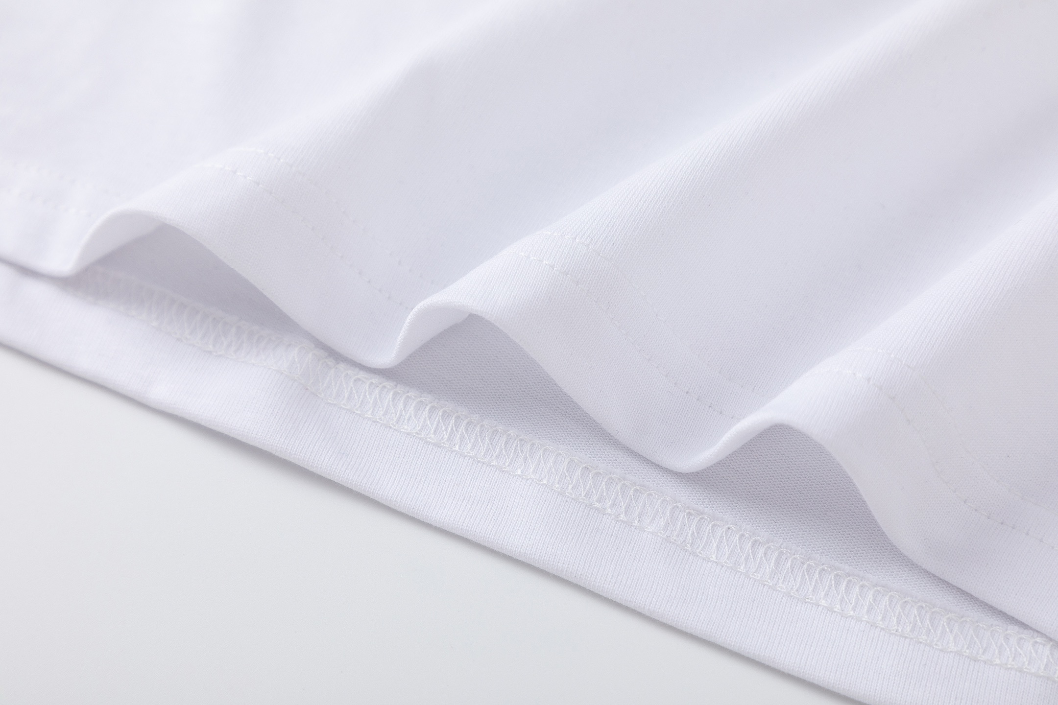 Off White Printed Crew Neck T-Shirt - Stylish and Comfortable Tees 6 i1746323991935 1779 0 5