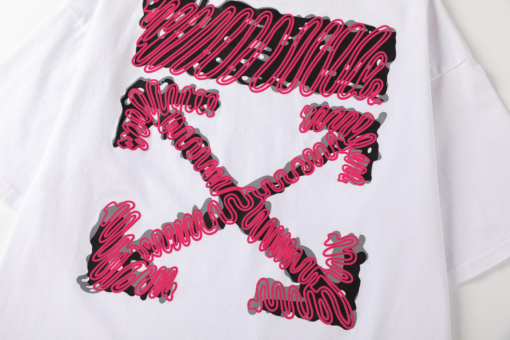 Off-White Printed Crew Neck T-Shirts/Tees/Tops, Available in Sizes S-XL 6 i1746324153226 6251 0 4