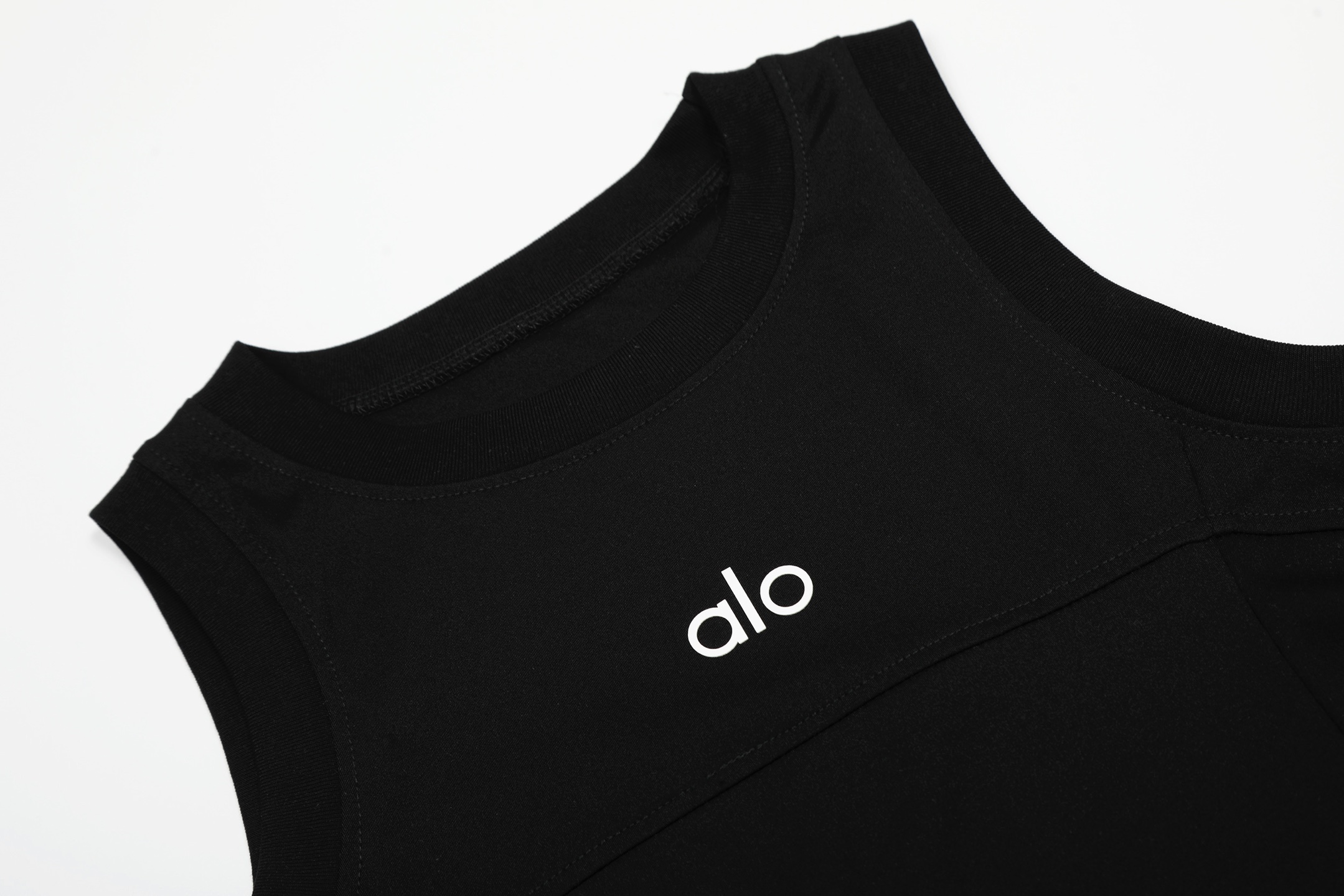 ALO Yoga Ribbed Cropped Tank Top Quick-Drying Sleeveless Sports Vest Two-Piece Set 7 i1746329195900 8862 0 5
