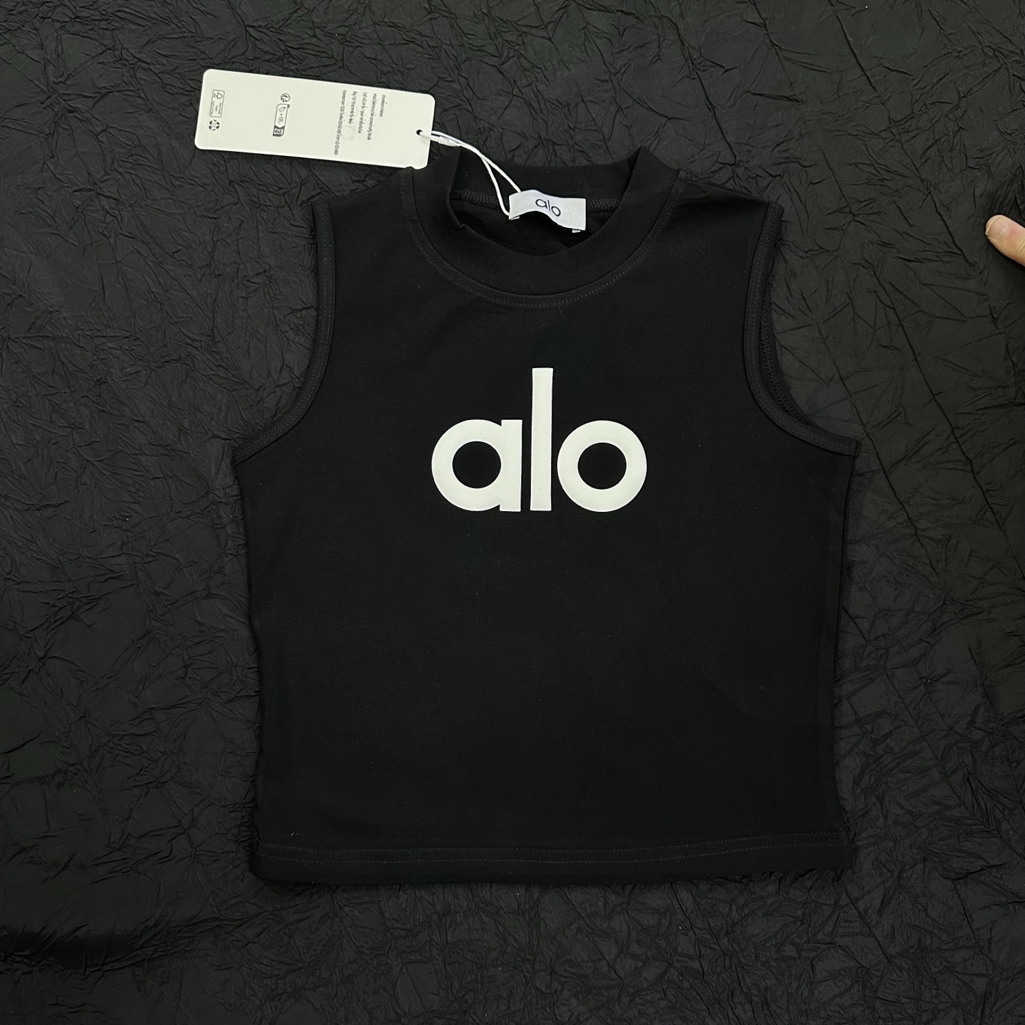 Alo Yoga Ribbed Tank Top - Perfect for Workout, Yoga & Everyday Wear 5 i1746330318637 2360 0 4