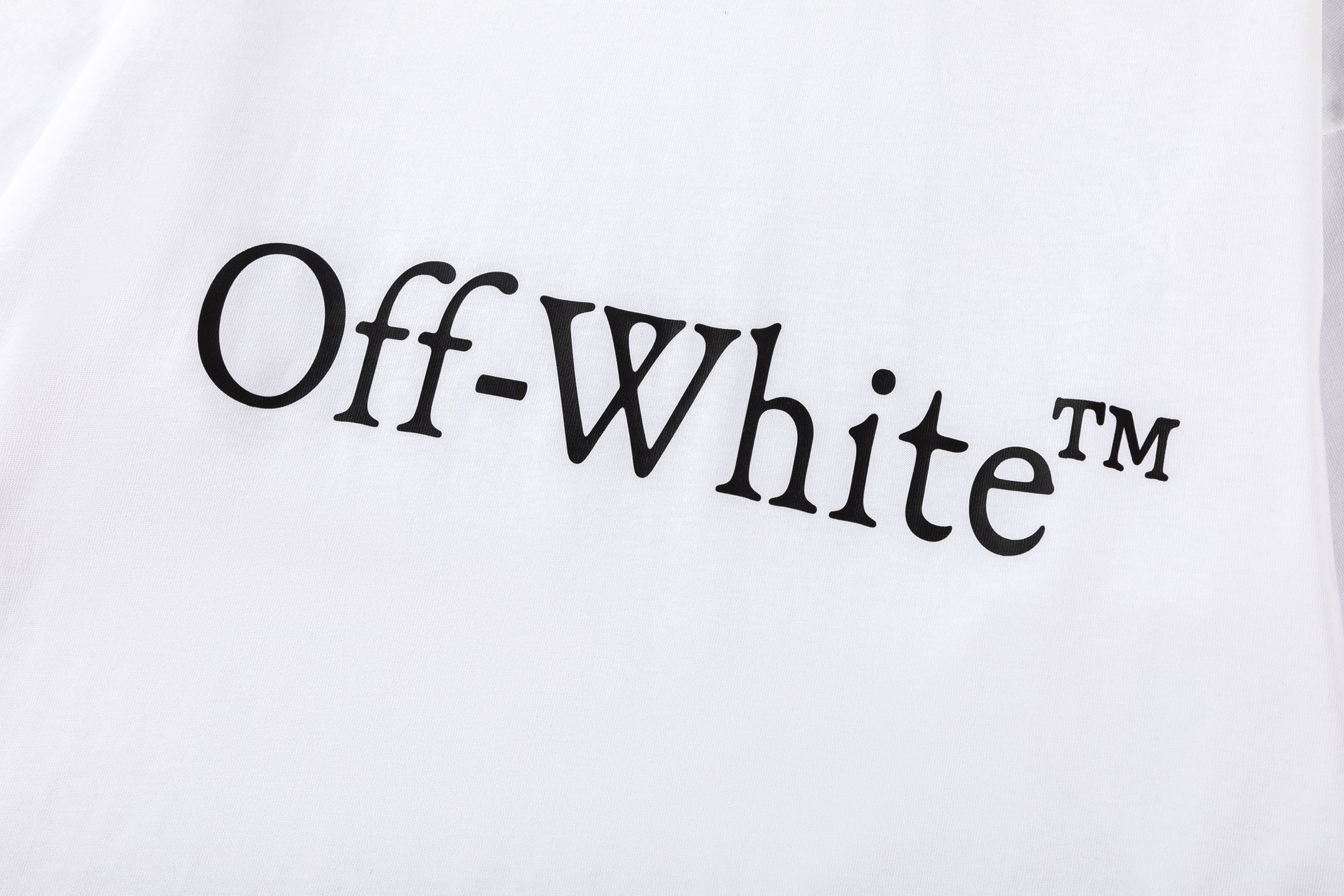 Off-White Printed Crew Neck T-Shirt | Stylish Tees for Men and Women 4 i1747706321615 7321 0 2