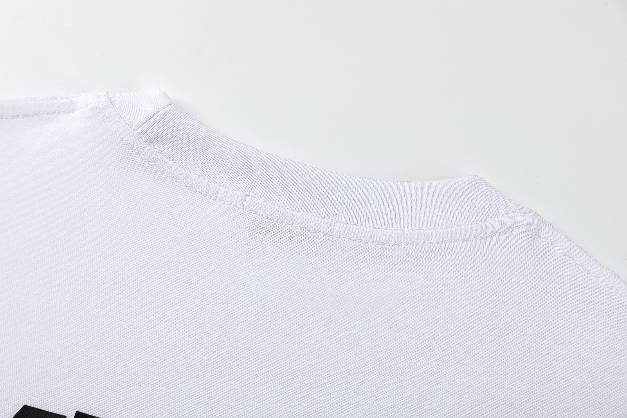 Off-White Printed Crew Neck T-Shirt | OW Tees Tops | S-XL Sizes 6 i1747706363001 2934 0 5