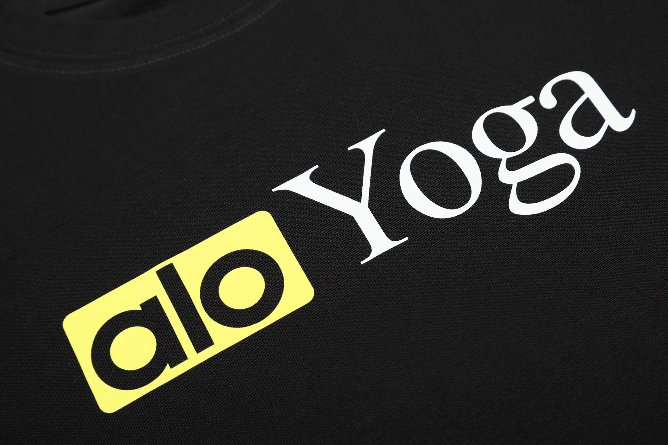 ALO Yoga Women's Crew Neck T-Shirt - Stylish, Comfortable, and Versatile 6 i1747792664468 2850 0 4