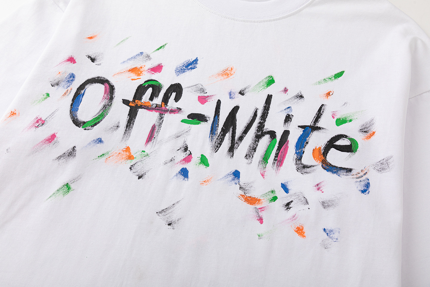 Off-White Printed Crew Neck T-Shirt | Fashionable Graphic Tee for Men & Women 5 i1748830737408 4687 0 3