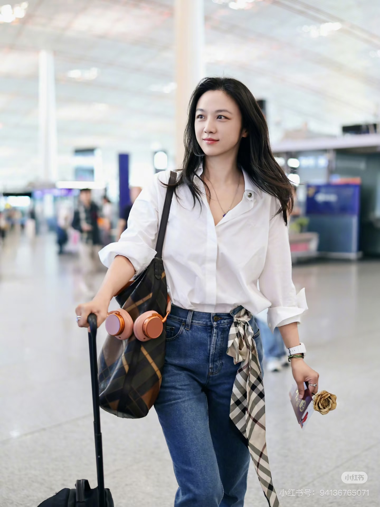 Burberry White Cotton Shirt - Classic Elegance, Spring/Summer 2026 Collection 3 i1760263562506 5252 0 1