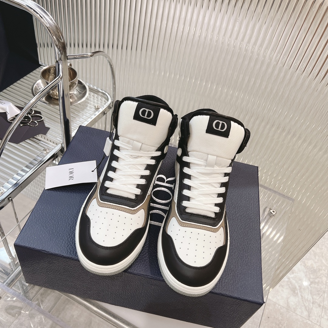 What’s the best place to buy replica
 Dior AAAAA+
 Skateboard Shoes Black Splicing Unisex Cowhide Frosted Silk TPU Casual
