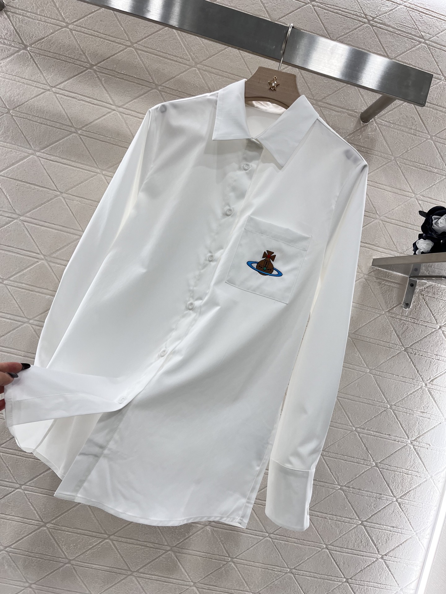“Vivienne West*2025: Original Women’s Suit and Customized Shirt Collection” - 图片 8