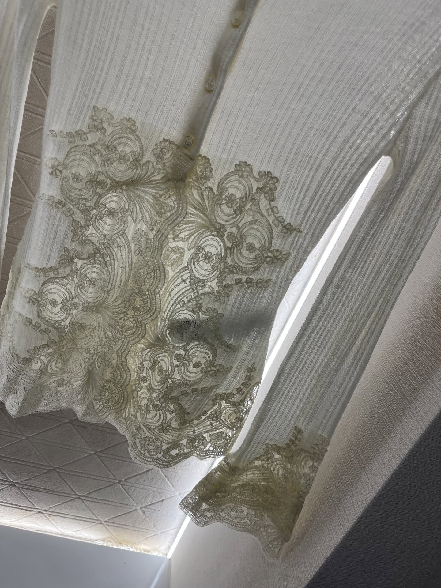 2025 Ermanno Scervino Women’s Suit: Luxurious Heavy-Worked Lace Knitting - 图片 7