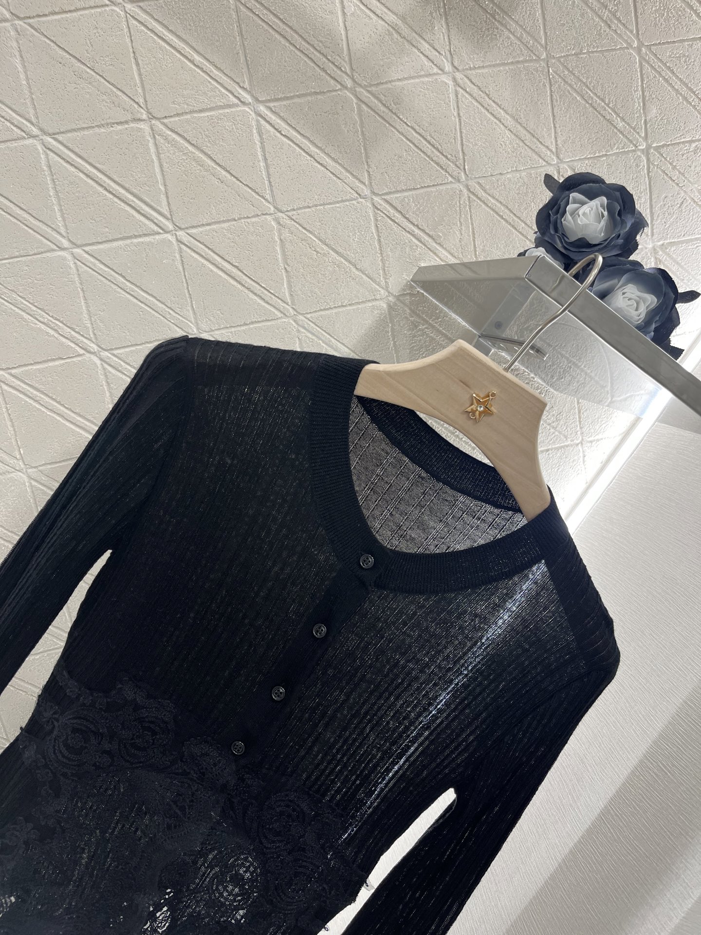 2025 Ermanno Scervino Women’s Suit with Micro-Tray Lace Knitting - 图片 3
