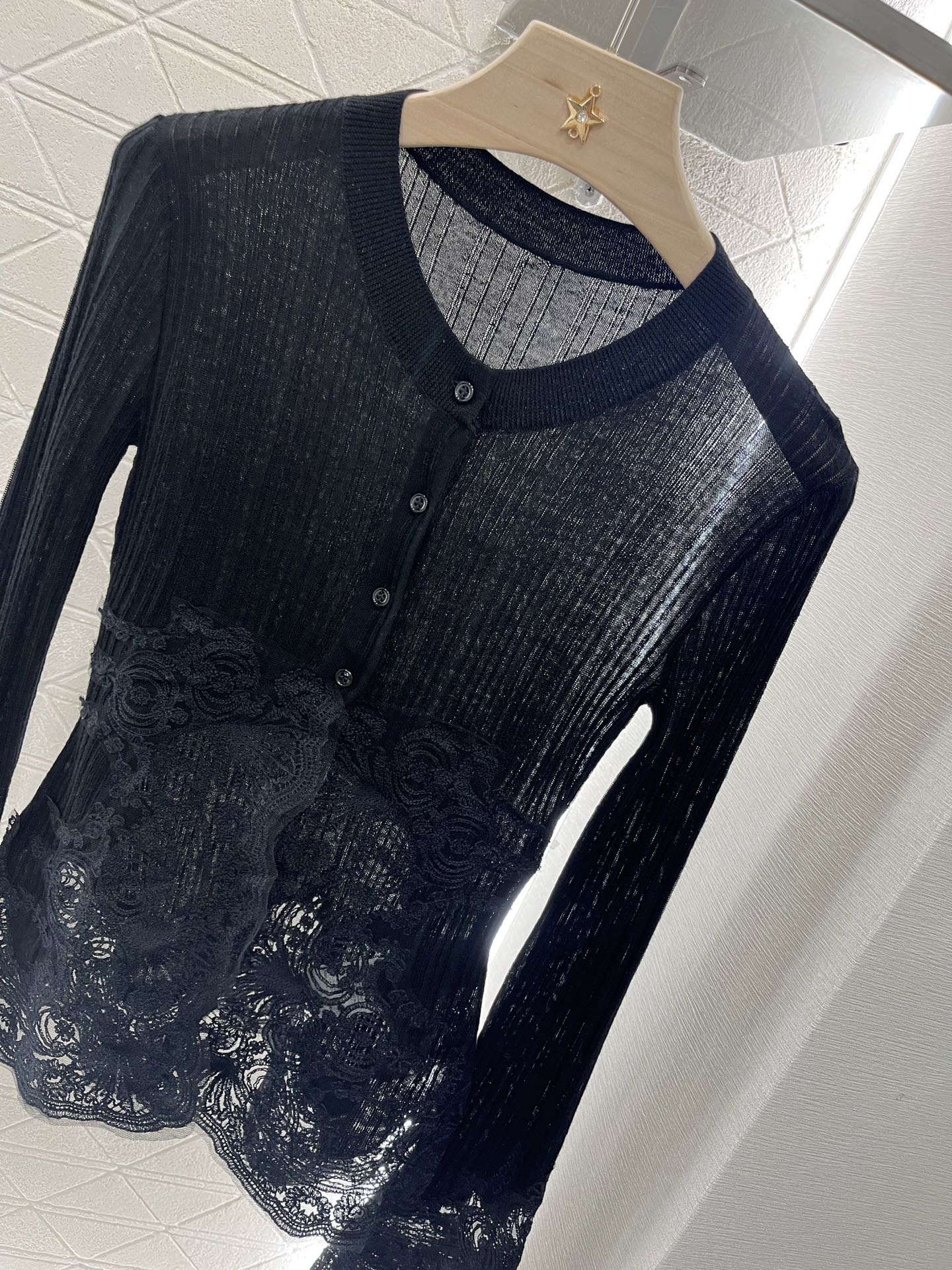 2025 Ermanno Scervino Women’s Suit with Micro-Tray Lace Knitting - 图片 6
