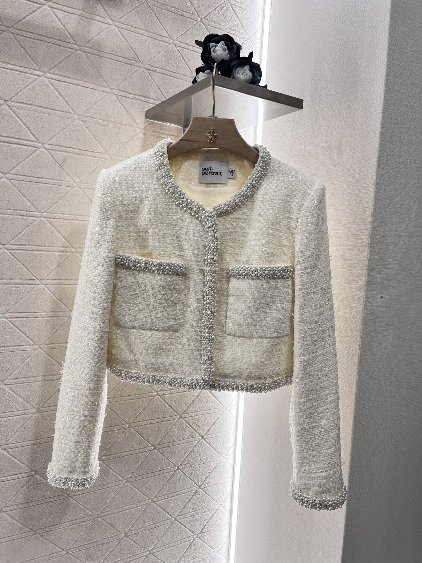 2025 Selfportrai Collection: Stylish Coats and Semi-Skirts with Customizable Features - 图片 1