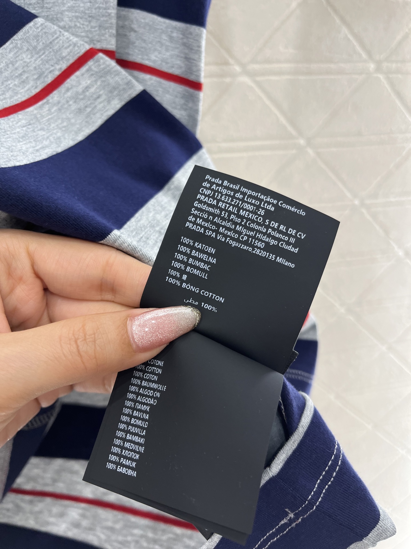 ♥Miumi*♥2025新品上架
     条纹短袖𝑇𝑒𝑒
定制YB进口棉府绸材质 透气舒适 质感十足 