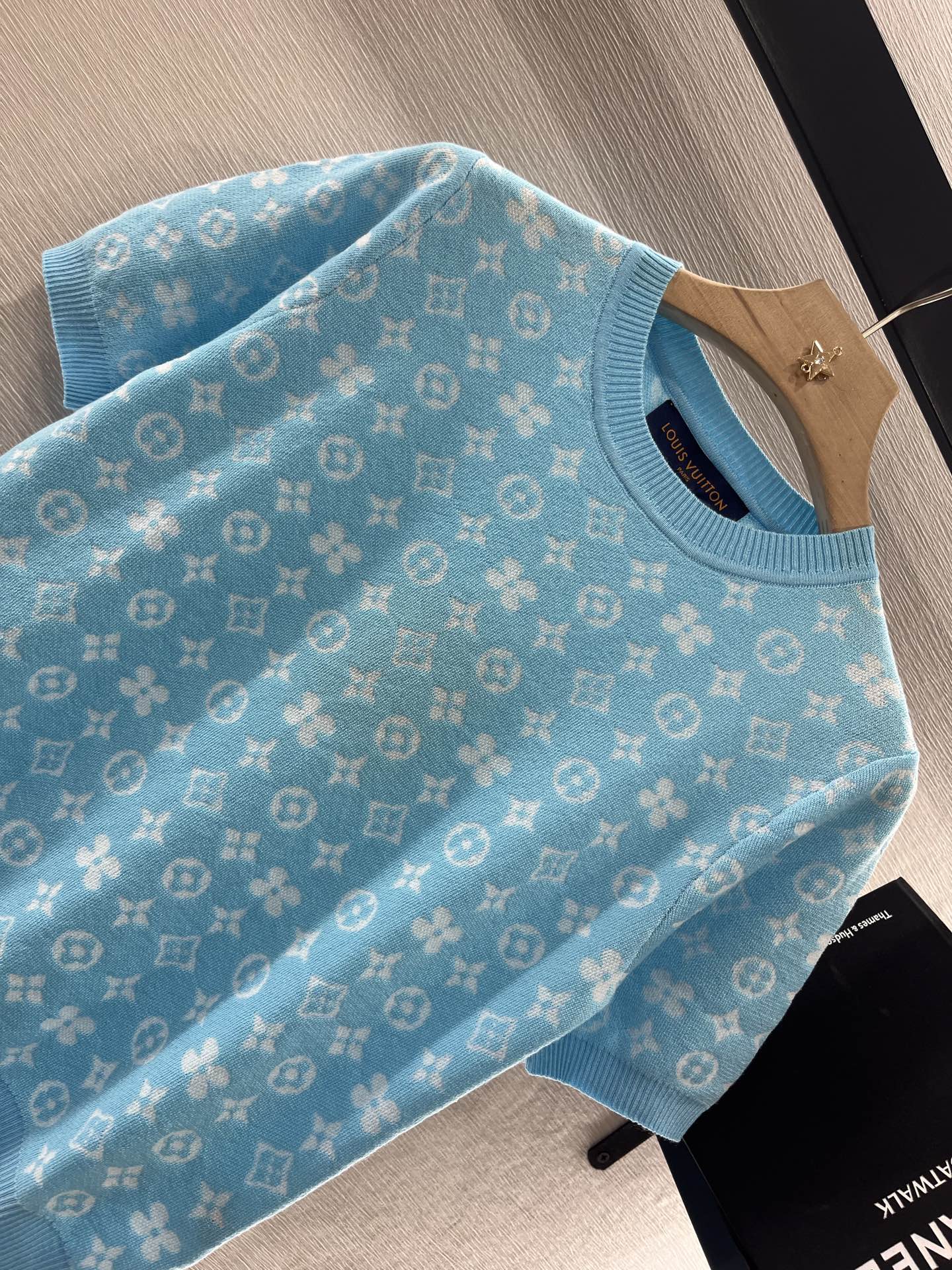 Louis Vuitton Women's Jacquard Knit Short Sleeve Top - Chic & Comfortable 7 i1746985384165 7215 0 3