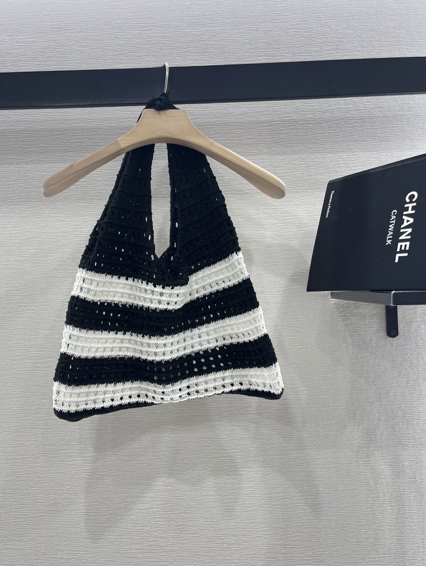 Chanel Striped Knit Shoulder Bag, Luxurious Cashmere, Designer Handbag 2 i1746986125523 6501 0 2