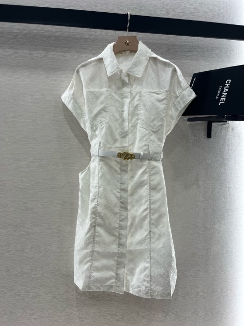 Louis Vuitton White Jacquard Belted Mini Dress Short Sleeve 2025 Collection 1 Louis Vuitton White Jacquard Belted Mini Dress Short Sleeve 2025 Collection