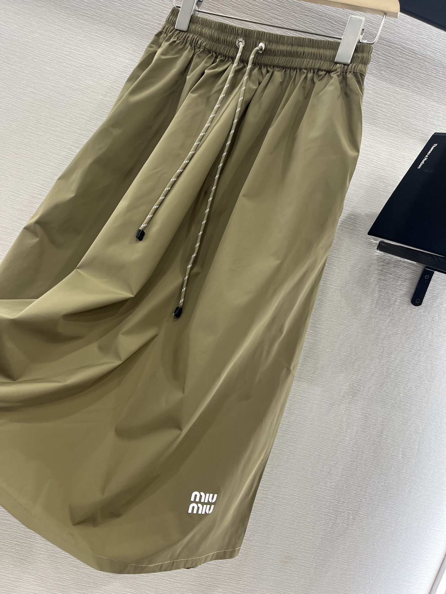 Miu Miu Nylon Zip-Up Vest with Collar and Drawstring Hem - Modern Style 9 i1746988831327 2558 0 8