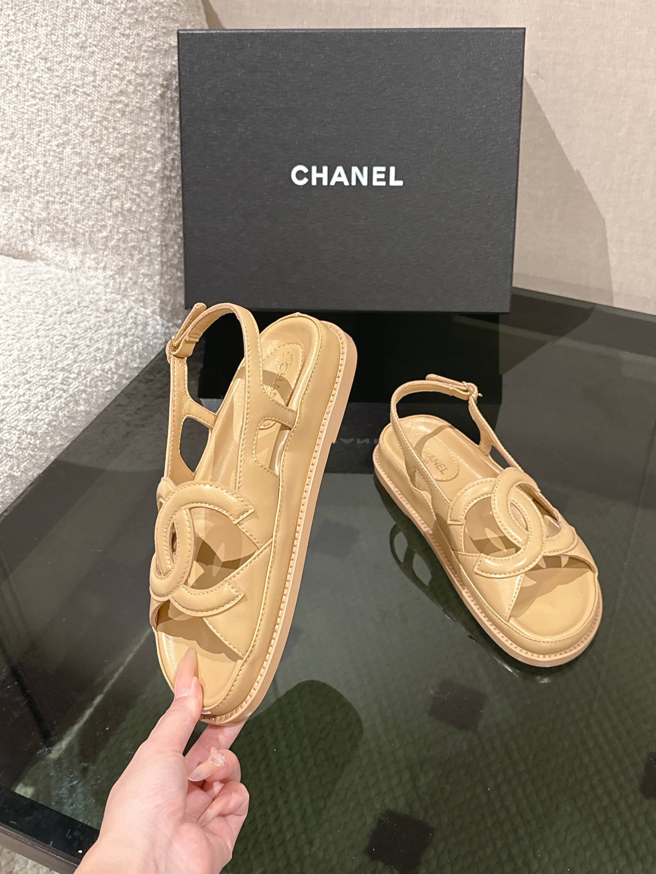𝐂𝐡*𝐧𝐞𝐥 26p ¡Clásico de primavera y verano! ¡Los zapatos de playa son un éxito en Internet! El último modelo del mo…