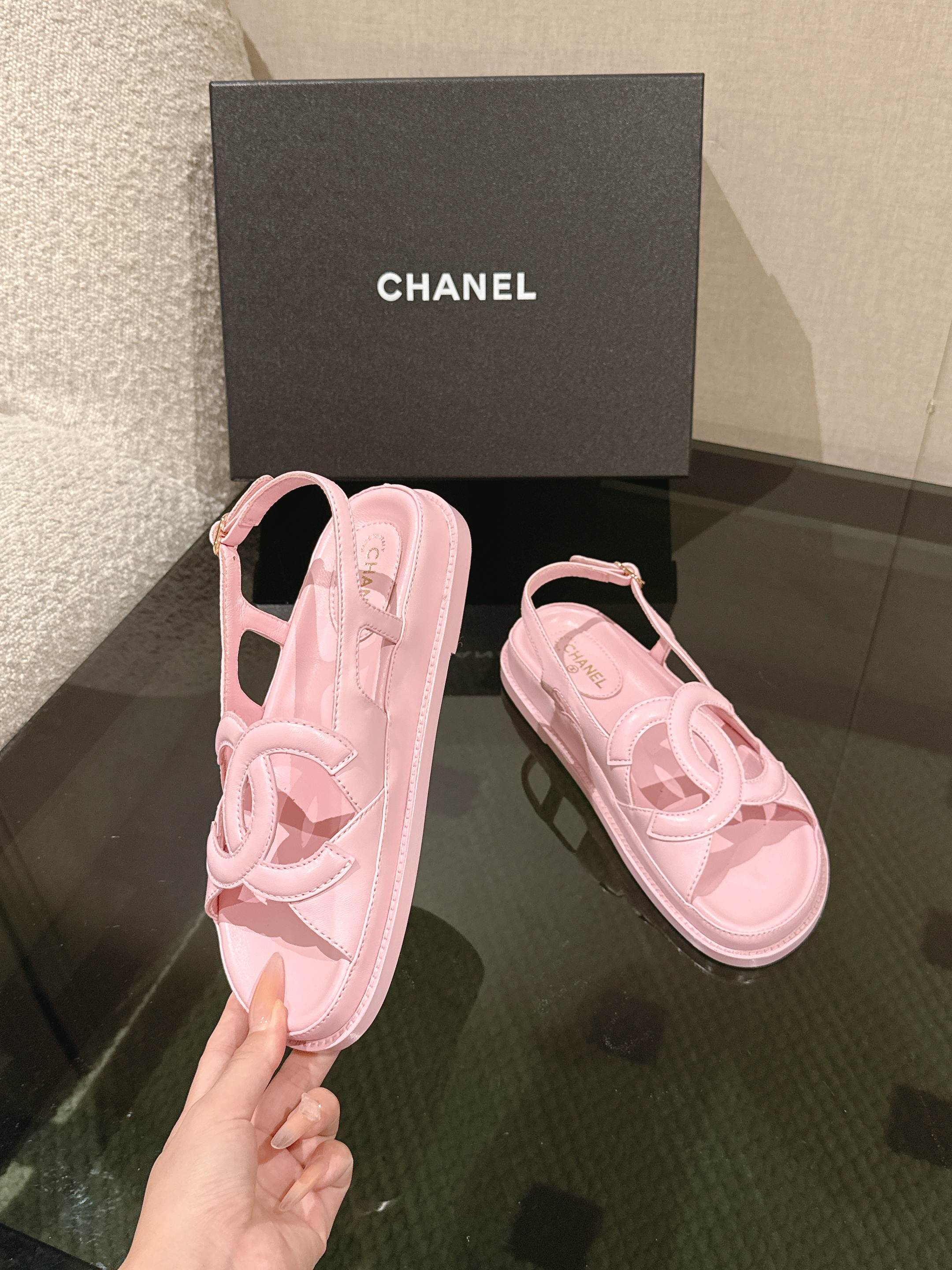 𝐂𝐡*𝐧𝐞𝐥 26p ¡Clásico de primavera y verano! ¡Los zapatos de playa son un éxito en Internet! El último modelo del mo…
