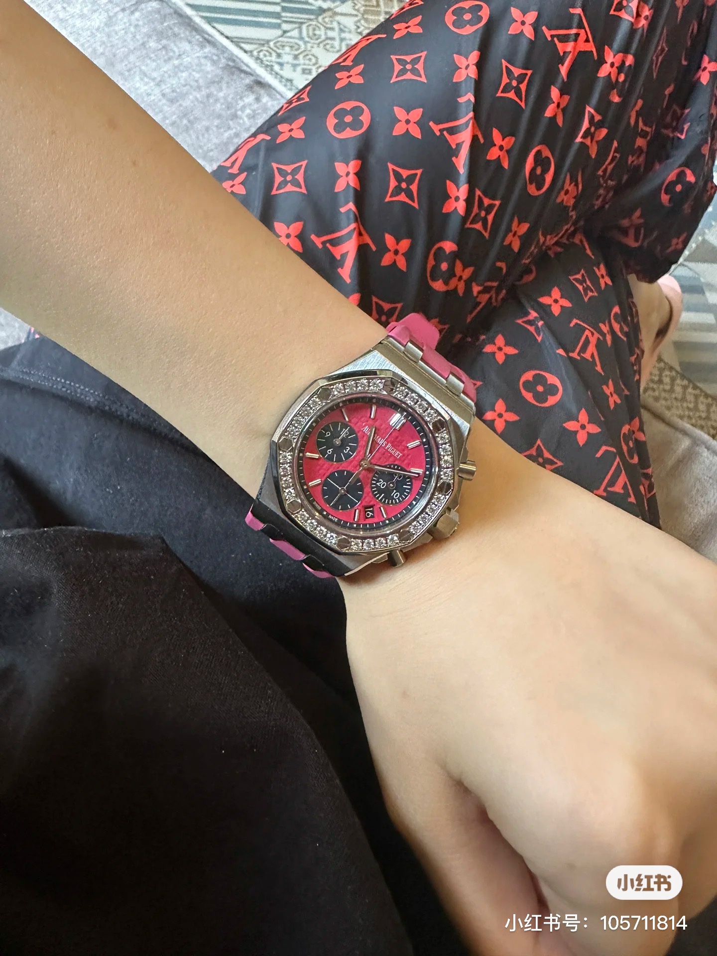 NO:157481,Cherry powder,19860909樱桃粉,,Watch