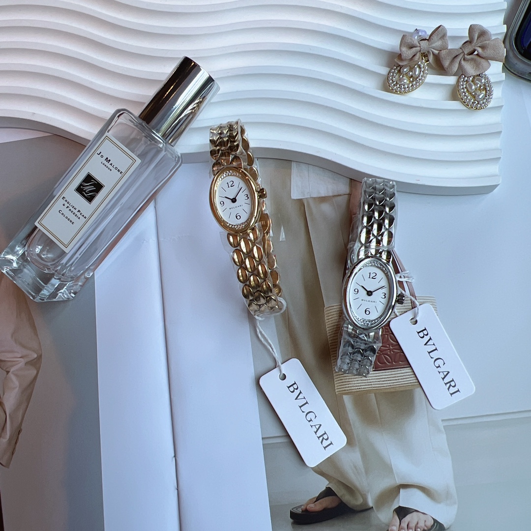 Bvlgari B.zero1 gold / silver case, diamond bezel, white dial, metal bracelet 22mm Women's Quartz