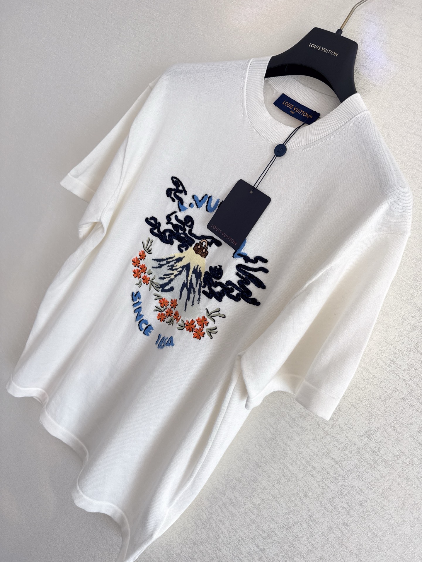 Louis Vuitton x Nigo White Jersey Crew Neck T-Shirt with Embroidery 4 i1754727497514 8058 0 2