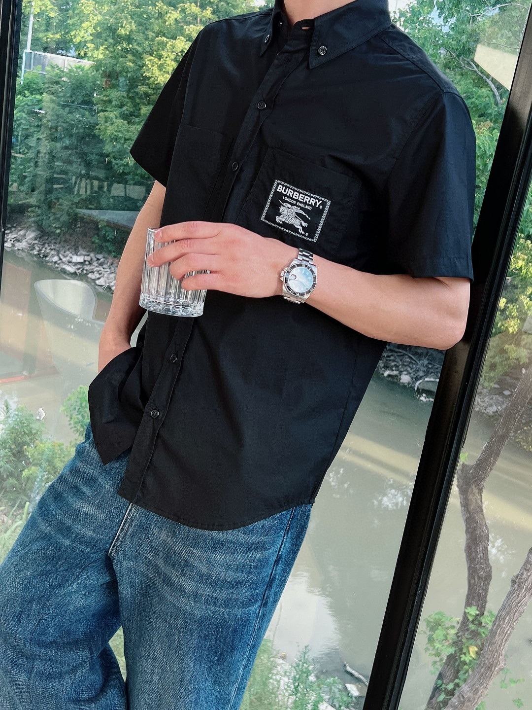 🇫🇷BURBERRY新品！26SS 战马徽标短袖衬衫 原版国内5500购入！骑士旗帜写着拉丁语
