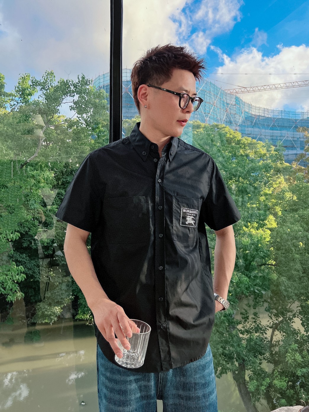 🇫🇷BURBERRY新品！26SS 战马徽标短袖衬衫 原版国内5500购入！骑士旗帜写着拉丁语