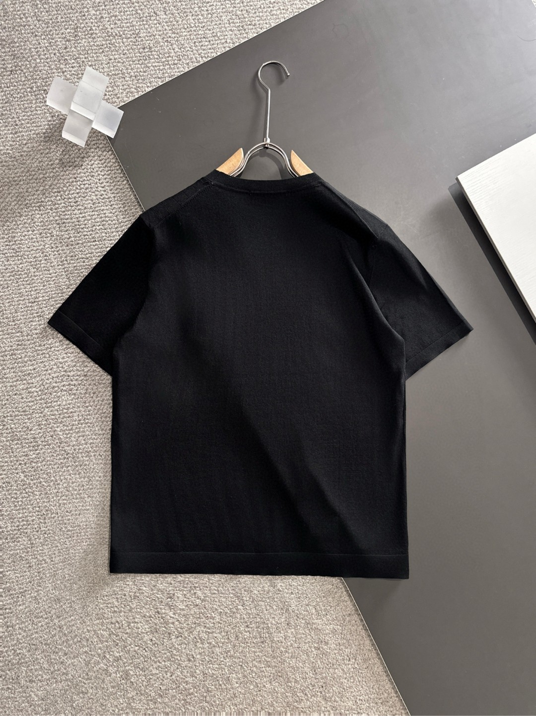 LORO PIANA Men's Black Ribbed T-Shirt Short Sleeve Casual T-Shirt 10 a1750064498772 1050