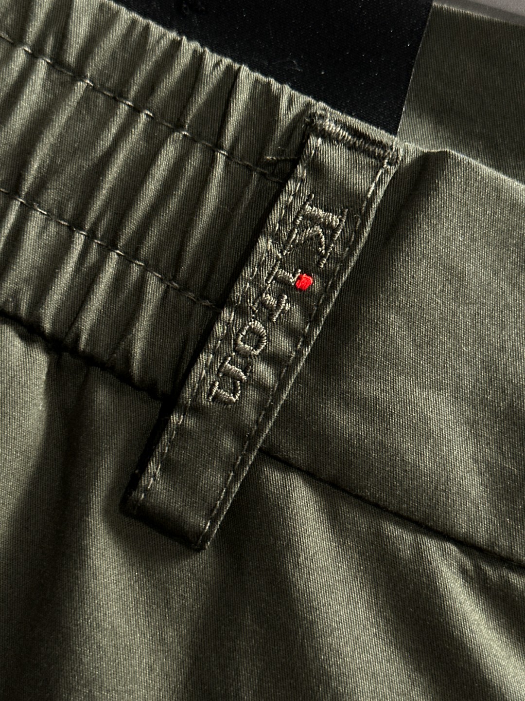 🇫🇷 Kiton 2026春夏爆款颜色：黑色，灰色，藏蓝色尺码：M-4XL介绍：高端松紧腰裤 顶级设计 