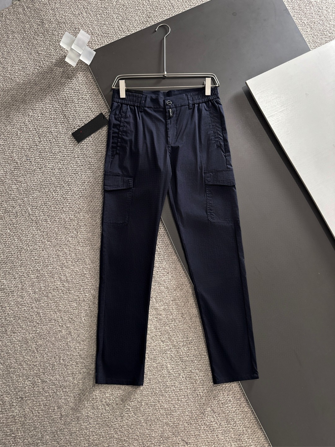 🇫🇷 Kiton 2026春夏爆款颜色：黑色，灰色，藏蓝色尺码：M-4XL介绍：高端松紧腰裤 顶级设计 