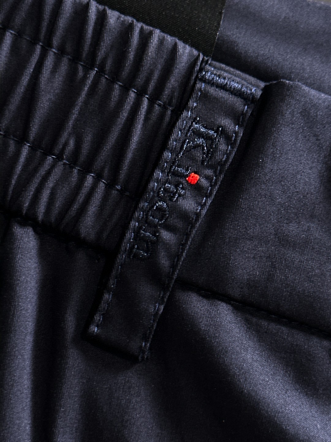 🇫🇷 Kiton 2026春夏爆款颜色：黑色，灰色，藏蓝色尺码：M-4XL介绍：高端松紧腰裤 顶级设计 