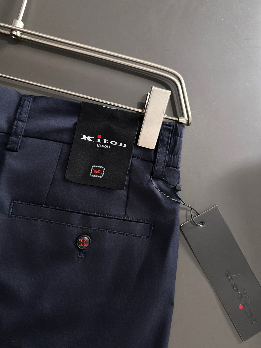 🇫🇷 Kiton 2026春夏爆款颜色：黑色，灰色，藏蓝色尺码：M-4XL介绍：高端松紧腰裤 顶级设计 