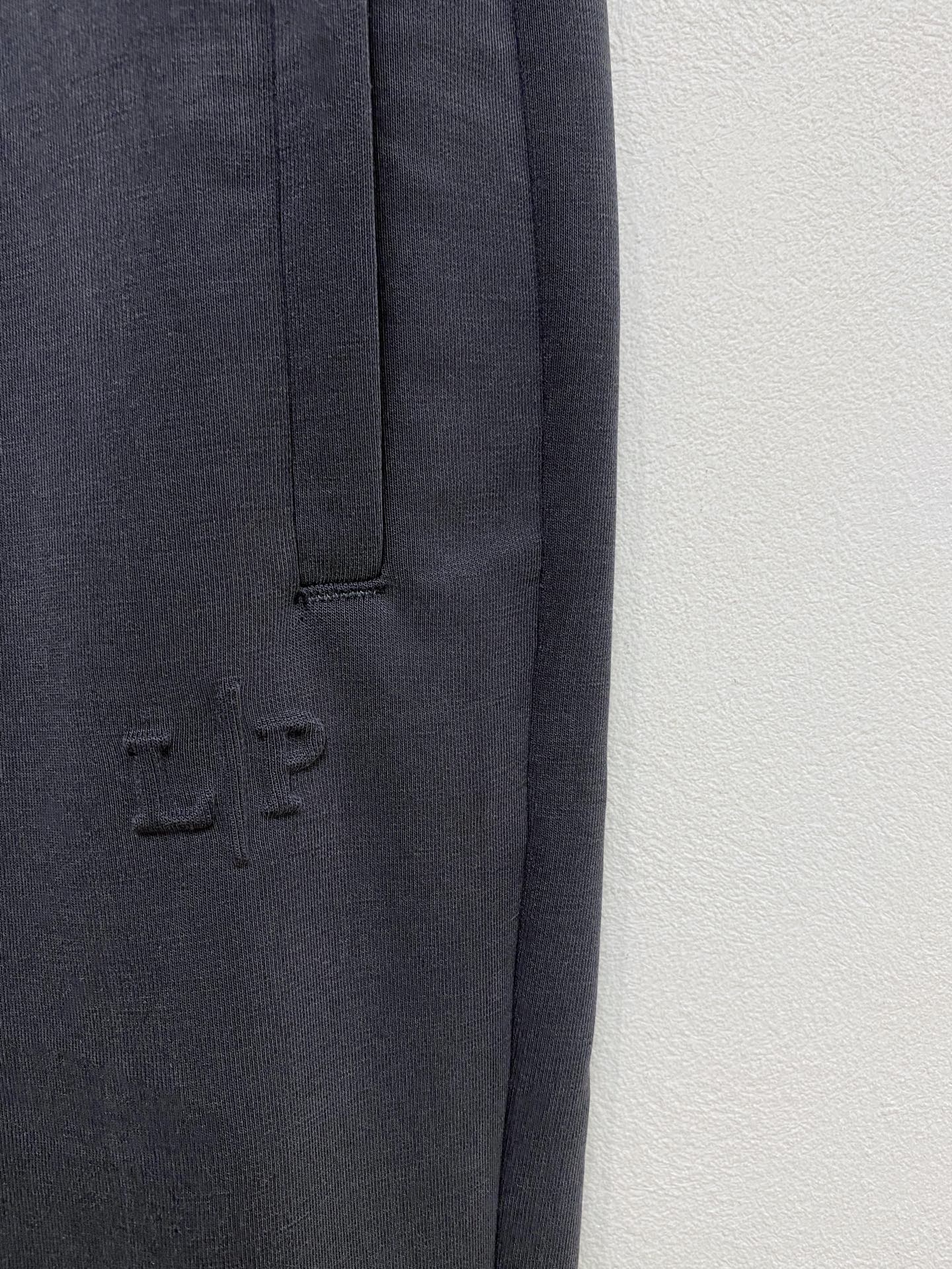 🇫🇷lP🆕原单休闲裤 2025新品，原版休闲裤 原版重工打造，品牌经典LOGO设计，三标齐全！原版五金辅