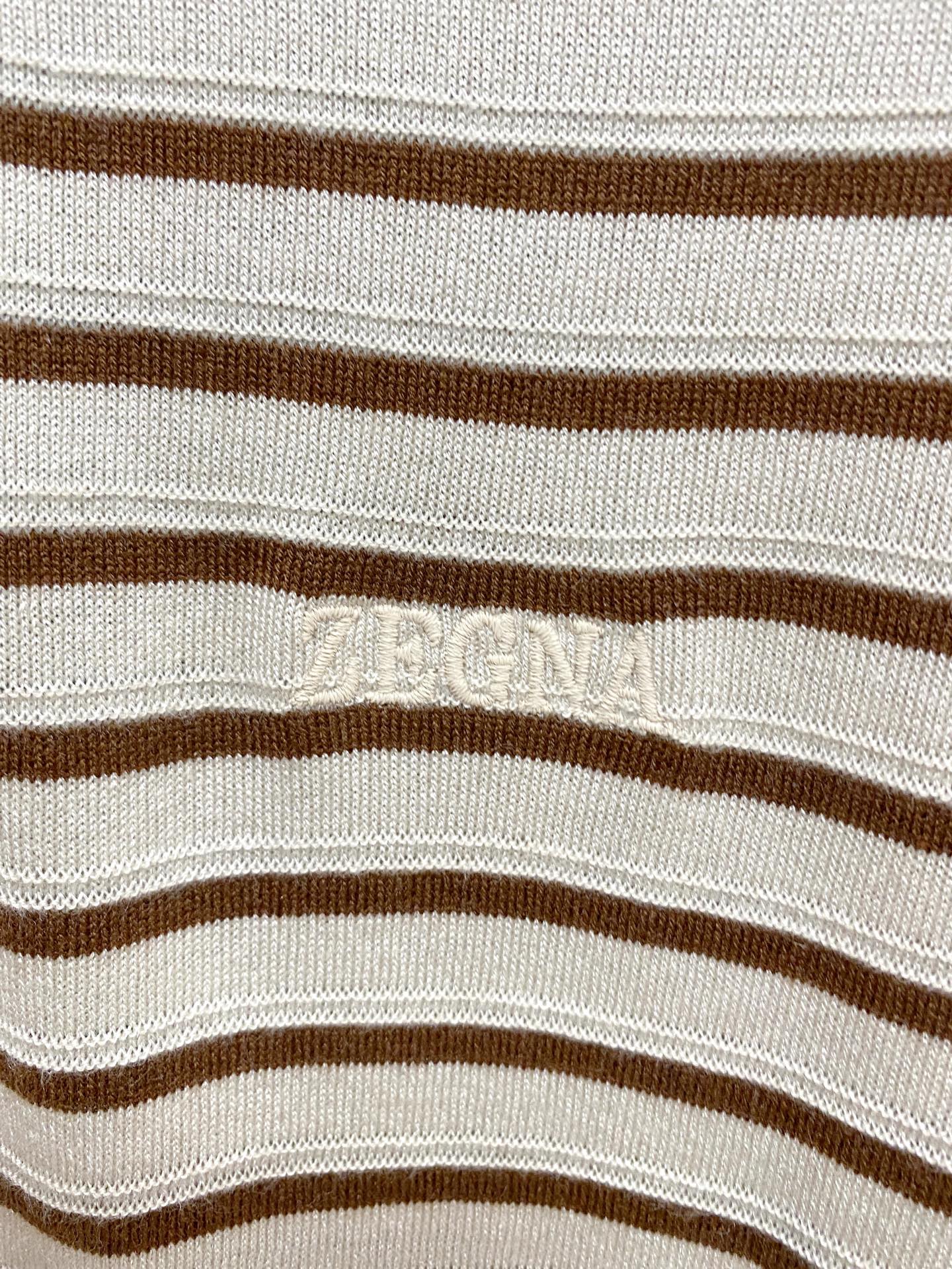 杰尼亚 🇫🇷2025新款男士经典翻领针织Polo衫系列 进口针织面料呈现。轻盈柔软的面料经过成衣染色，营