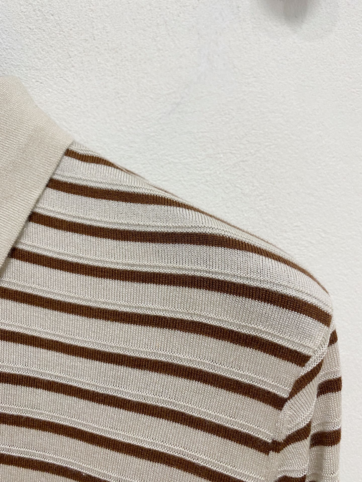 杰尼亚 🇫🇷2025新款男士经典翻领针织Polo衫系列 进口针织面料呈现。轻盈柔软的面料经过成衣染色，营