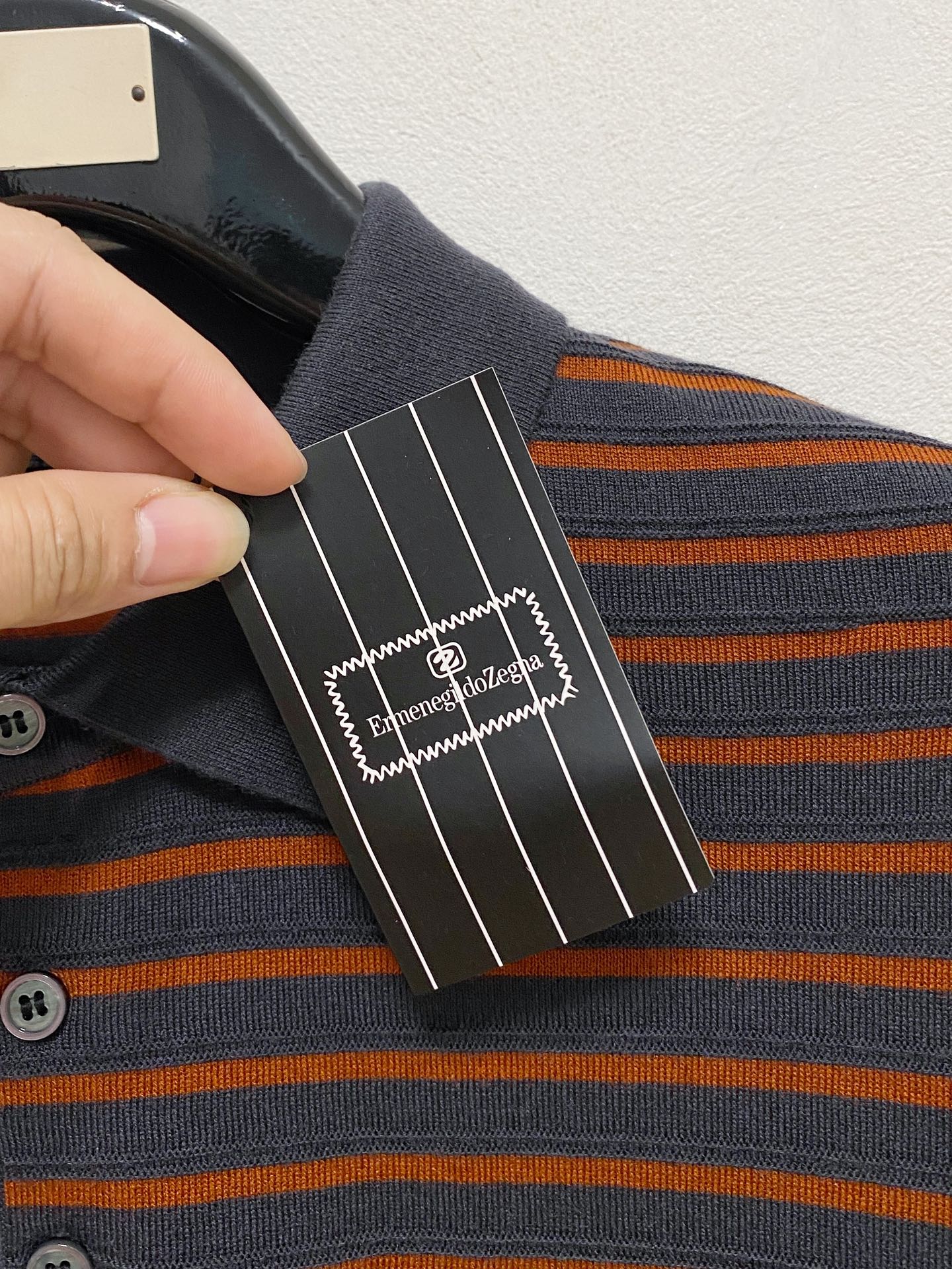 杰尼亚 🇫🇷2025新款男士经典翻领针织Polo衫系列 进口针织面料呈现。轻盈柔软的面料经过成衣染色，营