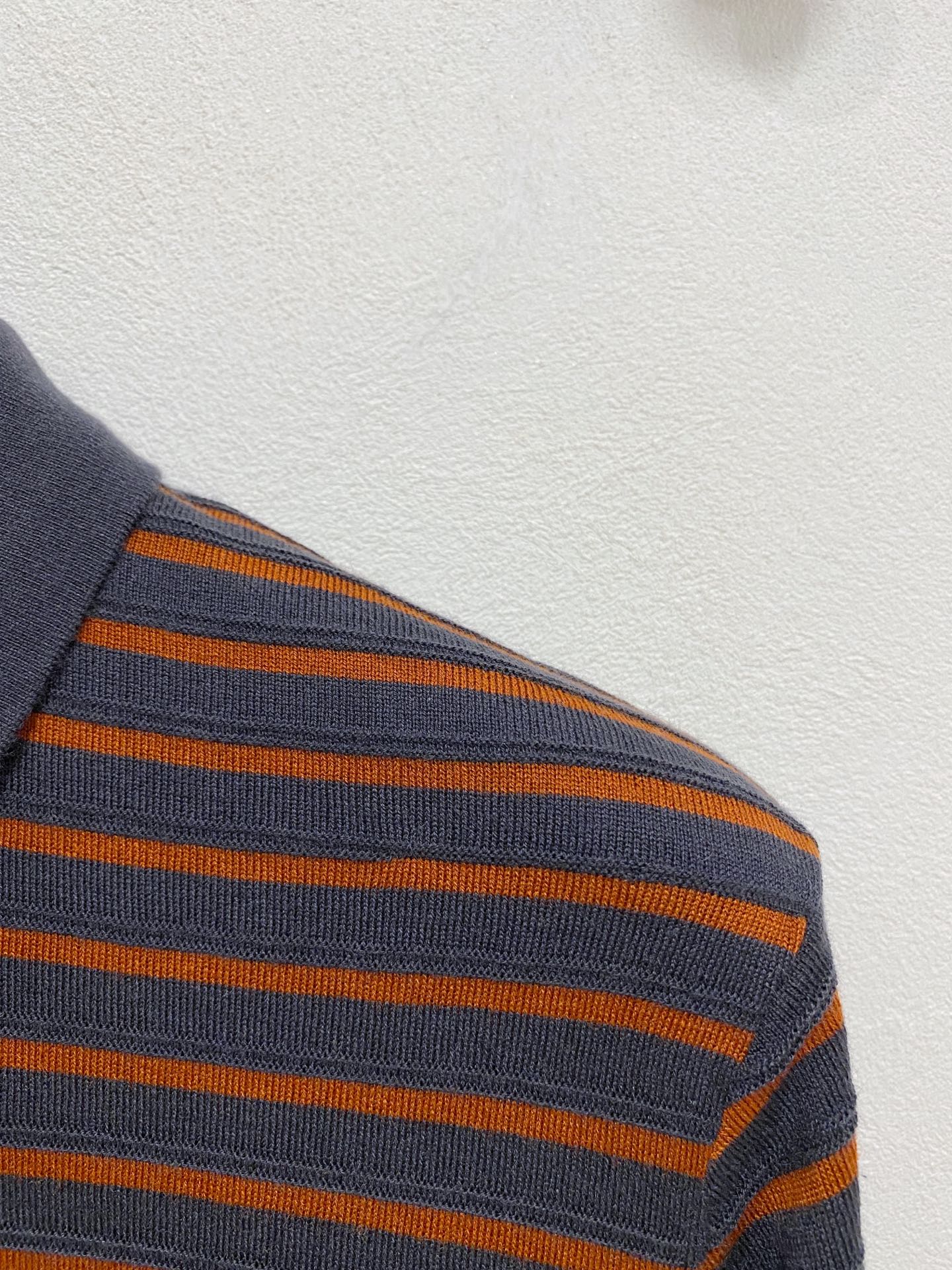 杰尼亚 🇫🇷2025新款男士经典翻领针织Polo衫系列 进口针织面料呈现。轻盈柔软的面料经过成衣染色，营