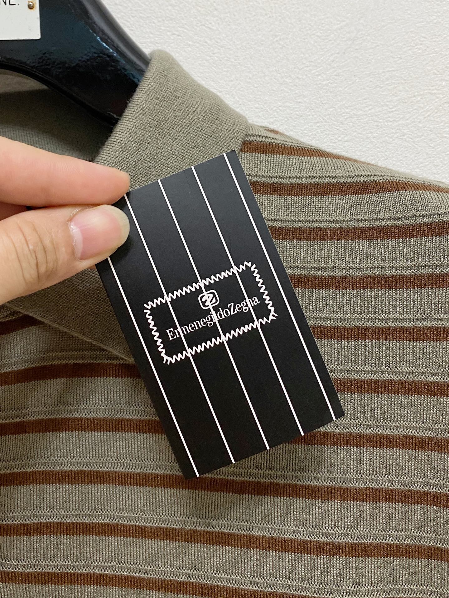 杰尼亚 🇫🇷2025新款男士经典翻领针织Polo衫系列 进口针织面料呈现。轻盈柔软的面料经过成衣染色，营