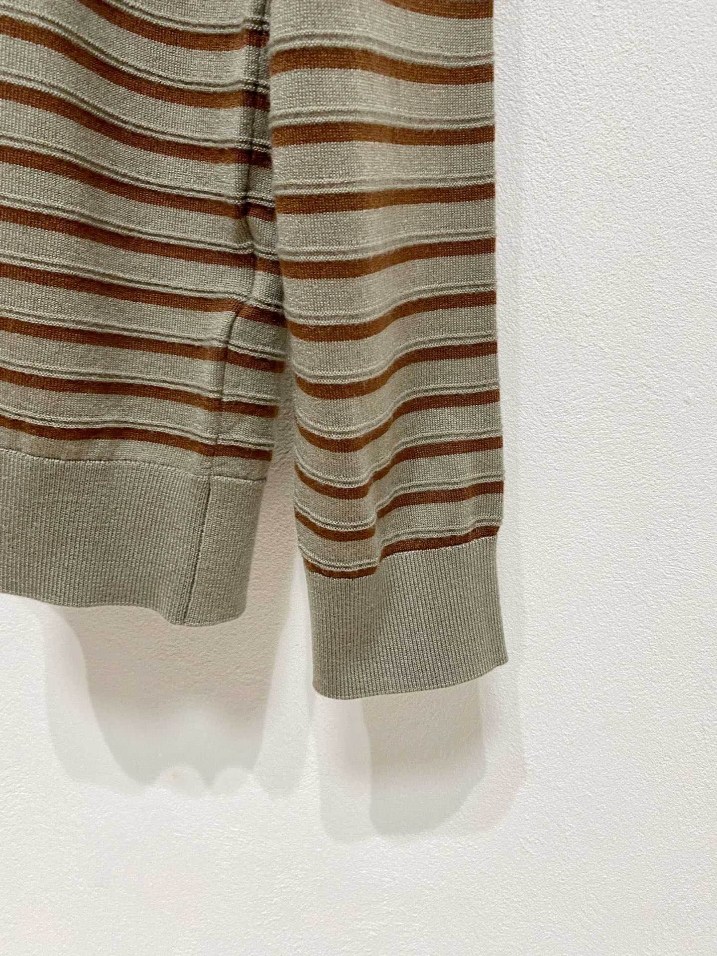 杰尼亚 🇫🇷2025新款男士经典翻领针织Polo衫系列 进口针织面料呈现。轻盈柔软的面料经过成衣染色，营