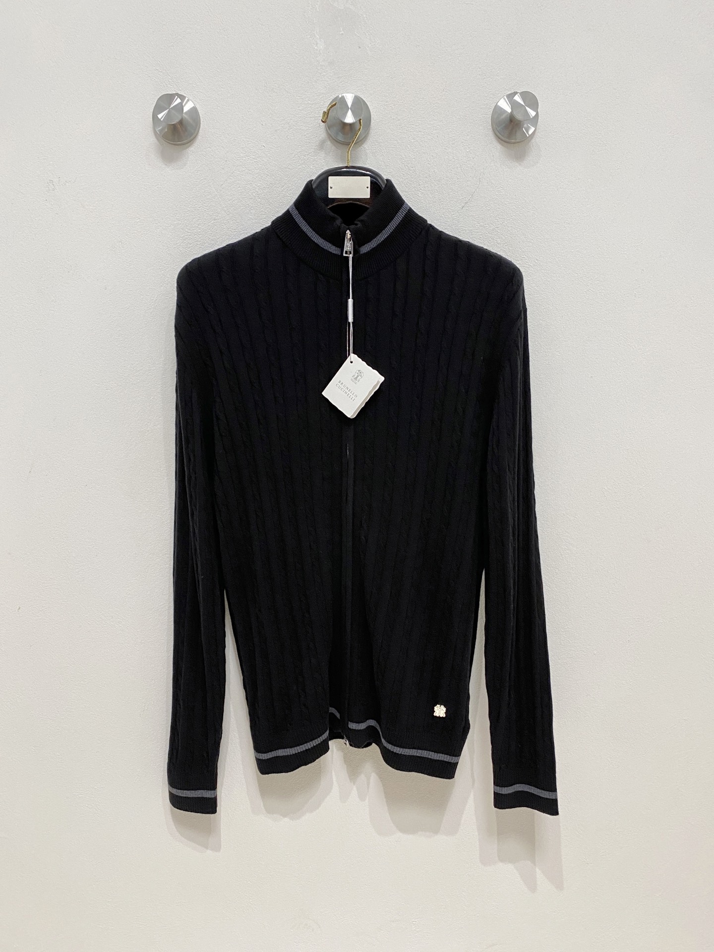 BC🇫🇷2025新款男士经典翻领针织Polo衫系列 进口针织面料呈现。轻盈柔软的面料经过成衣染色，营造出